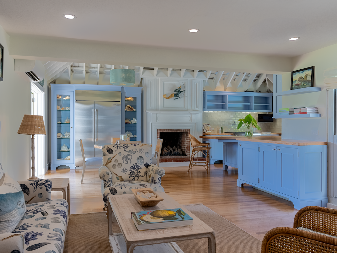 Long Lane House, Tuckers Town - Kitchen 1