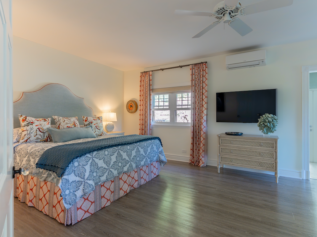 Long Lane House, Tuckers Town - Bedroom 3