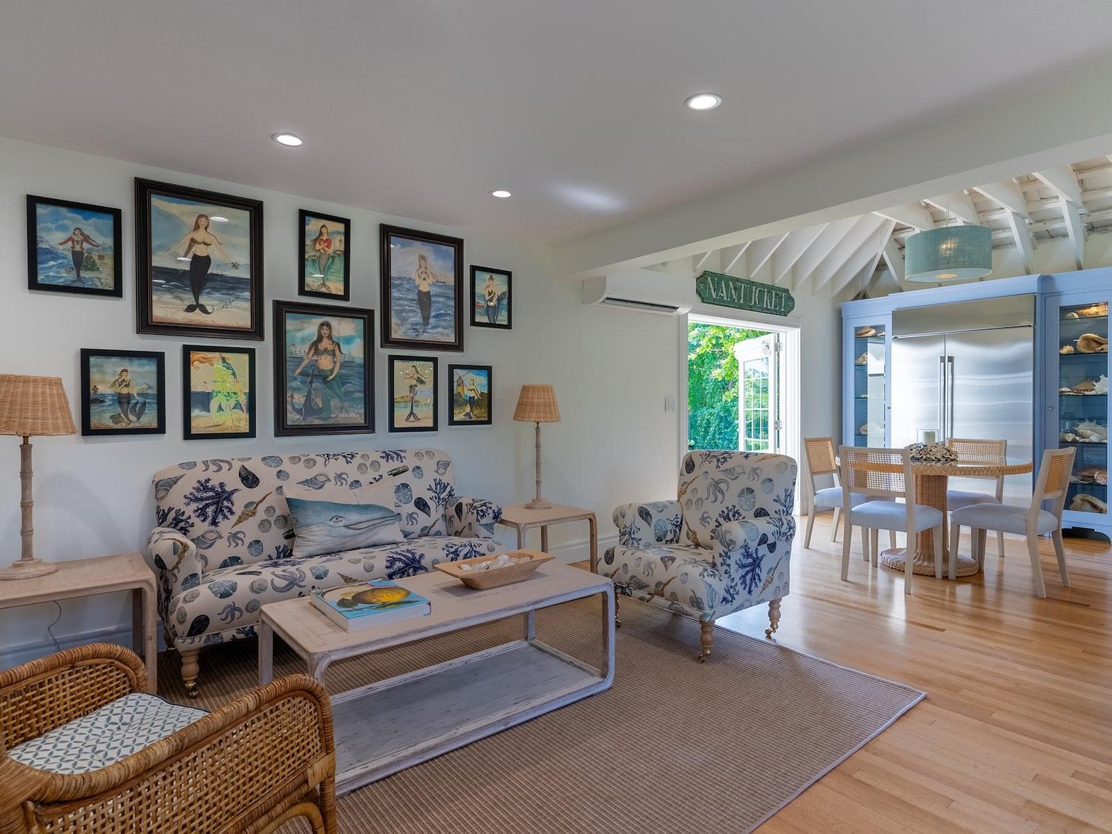 Long Lane House, Tuckers Town - Family Room